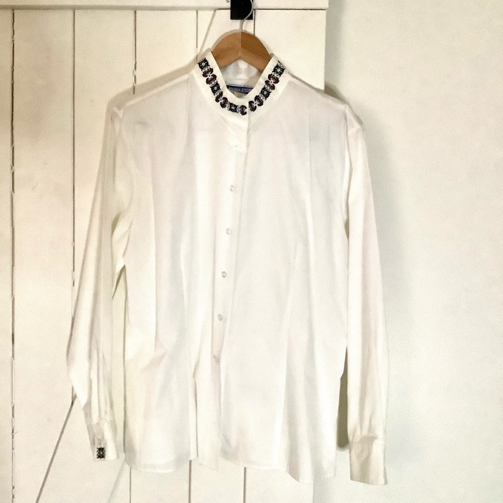 Pendleton White Embroidered Collar Button Down - image 1